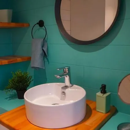 Modern Tiny House Surrounded By Olive Grove Near Beach In Ayvacik * Küçükkuyu
